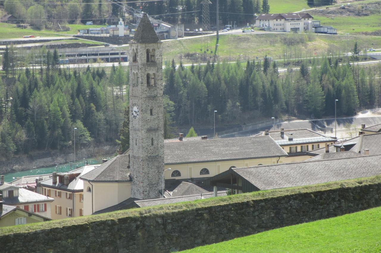 B&B Gottardo ไอโรโล ภายนอก รูปภาพ