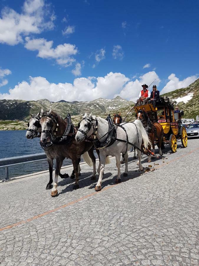 B&B Gottardo ไอโรโล ภายนอก รูปภาพ